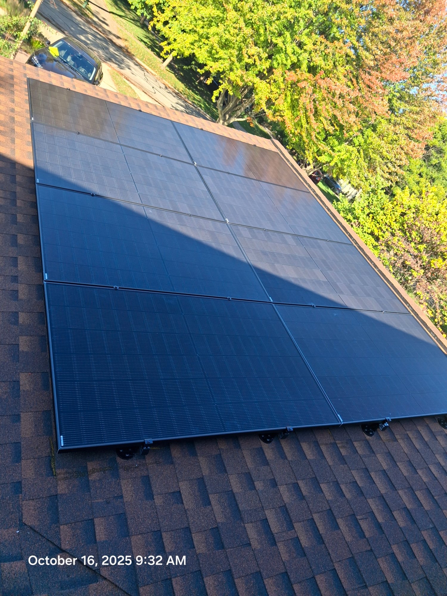 Rooftop solar array Illinois residential