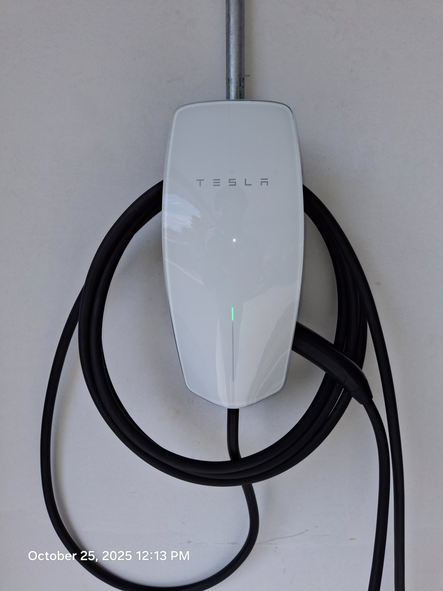 Tesla Wall Connector clean wall mount Illinois